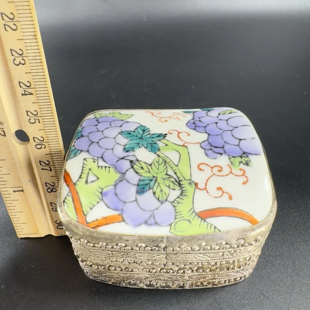Trinket Box Holder vintage silver